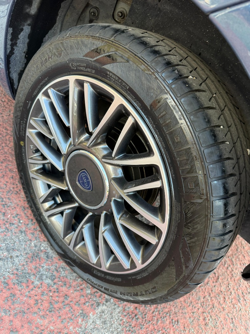 Lancia Ypsilon HYBRID 70cv *LA CITY CAR PERFETTA*