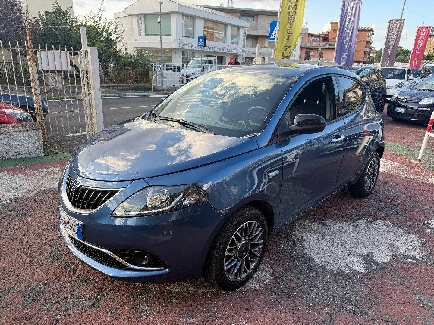 Lancia Ypsilon HYBRID 70cv *LA CITY CAR PERFETTA*