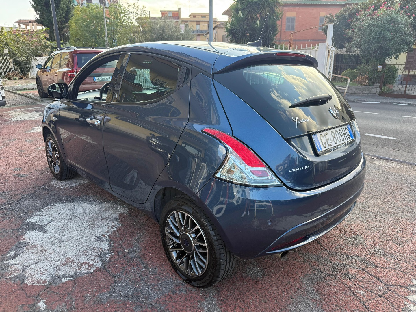 Lancia Ypsilon HYBRID 70cv *LA CITY CAR PERFETTA*