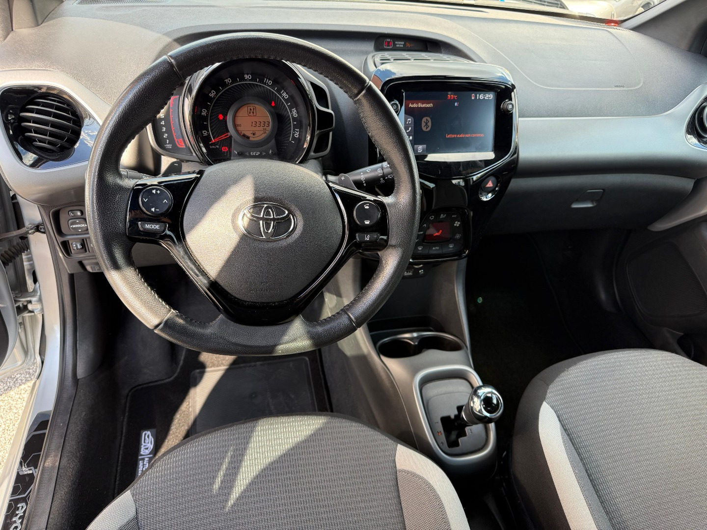 Immagine 1 - Toyota Aygo 1.0 **UNICO PROPRIETARIO/TAGLIANDI TOYOTA**
