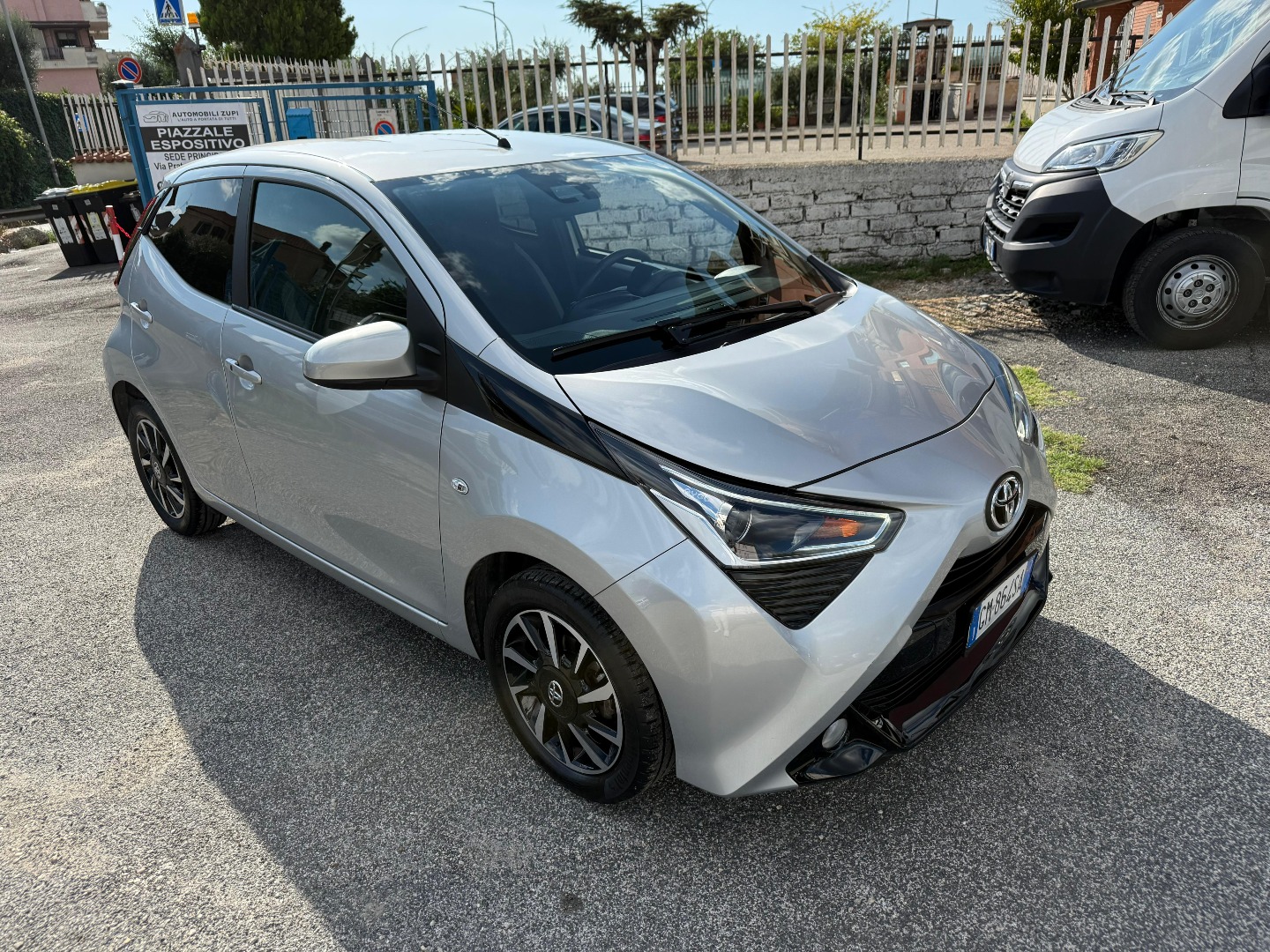 Immagine 6 - Toyota Aygo 1.0 **UNICO PROPRIETARIO/TAGLIANDI TOYOTA**