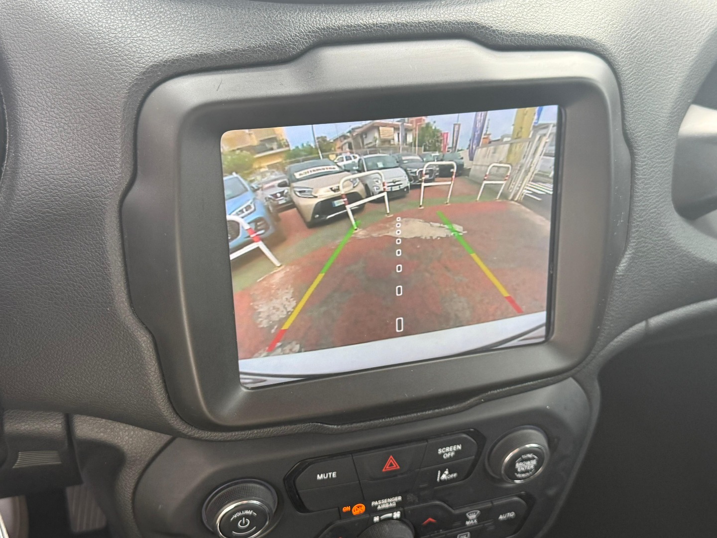 Immagine 2 - Jeep Renegade 130cv AUTOM. *VETTURA ITALIANA*