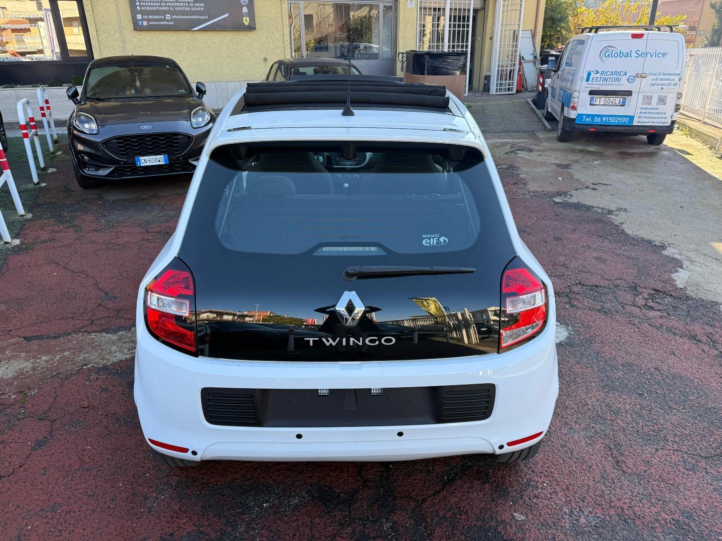 Immagine 6 - Renault Twingo 1.0 **Bassi Consumi, Ottima in Città**