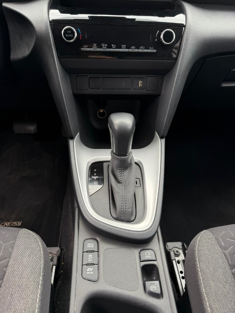 Immagine 6 - TOYOTA YARIS CROSS HYBRID 1.5 ***SOLO 26.000KM***