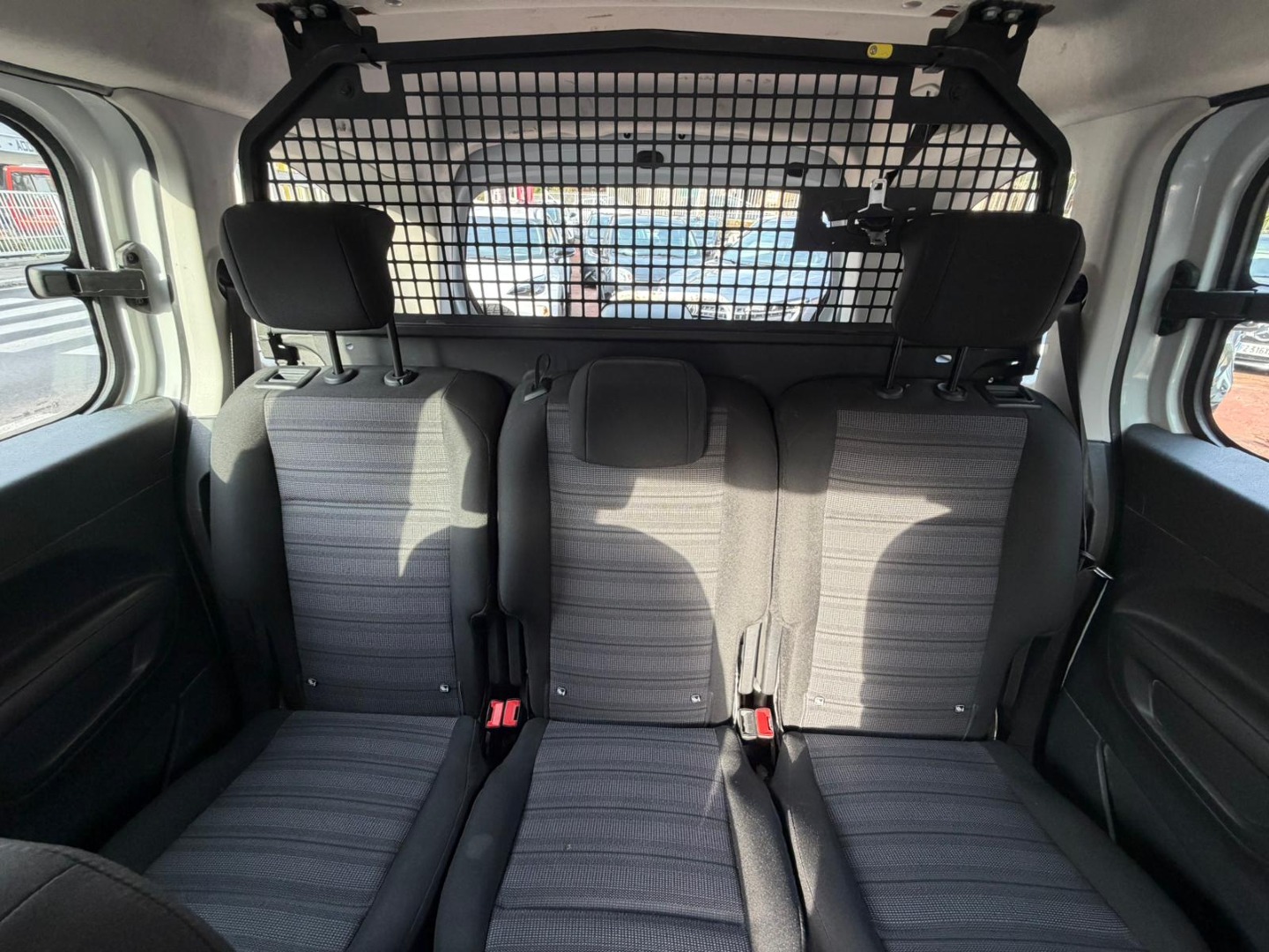 Immagine 2 - OPEL COMBO **DOPPIE PORTE LATERALI** + IVA