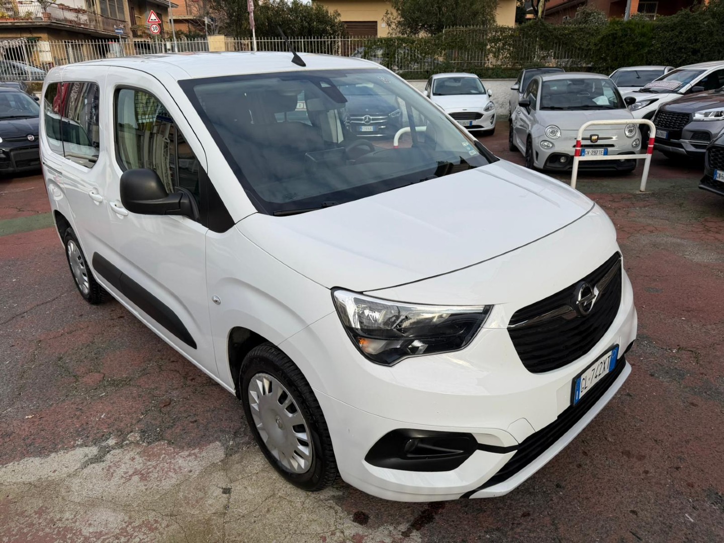 Immagine 3 - OPEL COMBO **DOPPIE PORTE LATERALI** + IVA