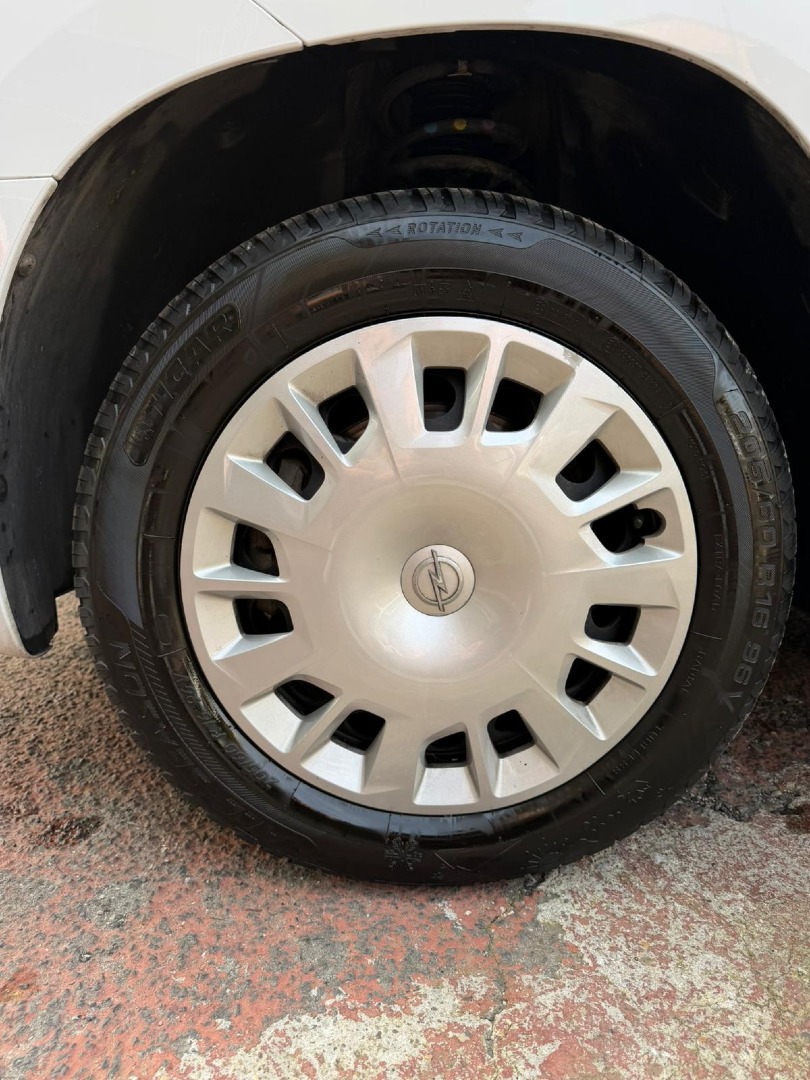 Immagine 7 - OPEL COMBO **DOPPIE PORTE LATERALI** + IVA