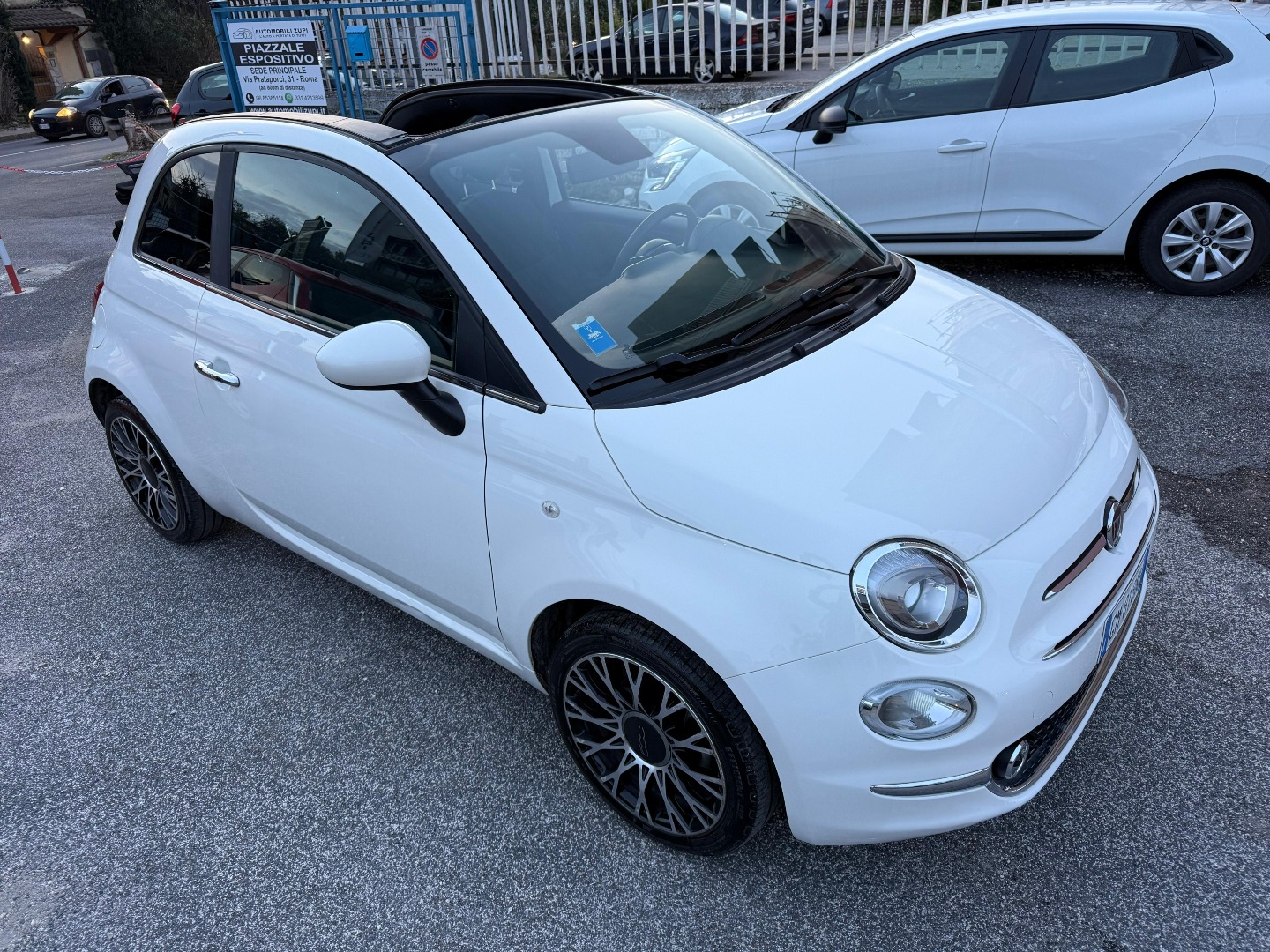 Immagine 2 - FIAT 500 HYBRID ALL. DOLCEVITA **CABRIO** VETT. ITALIANA