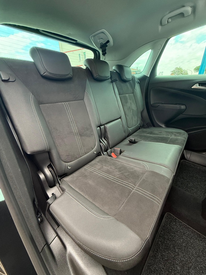 Immagine 1 - Opel Crossland 1.2 **AUTOMATICA** 