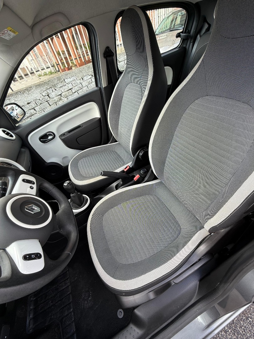 Immagine 3 - Renault Twingo 1.0 All.Intens 65cv **PRONTA CONSEGNA**