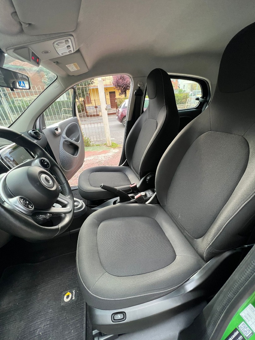 Immagine 1 - Smart Forfour 5 porte **ZERO EMISSIONI**