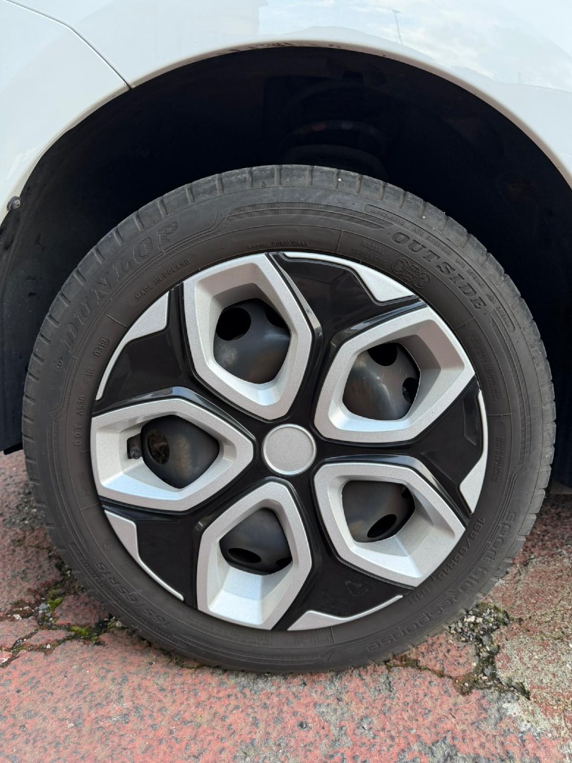 Immagine 4 - Renault Twingo 1.0 **Bassi Consumi, Ottima in Città**