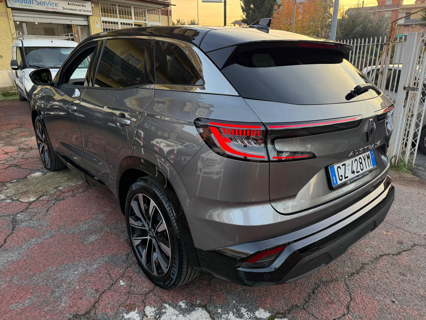 Immagine 4 - Renault Austral Hybrid **SOLO 12.000KM** 1.2 E-Tech 200cv