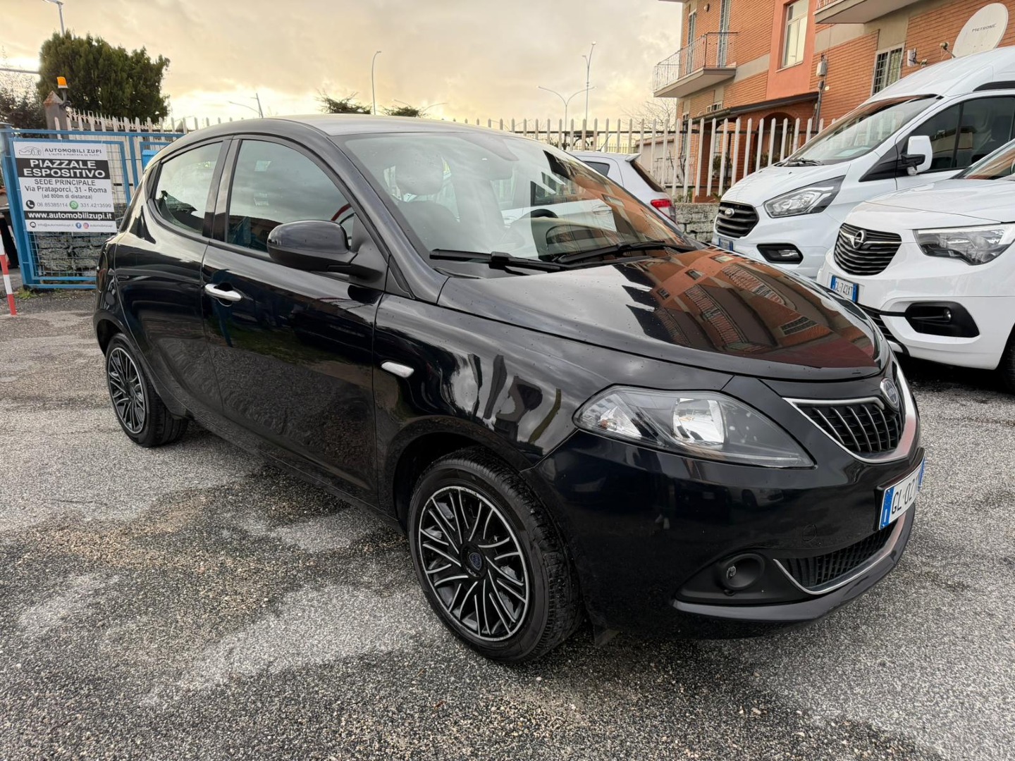 Immagine 10 - Lancia Ypsilon 1.0 Hybrid **SENSORI DI PARCHEGGIO**