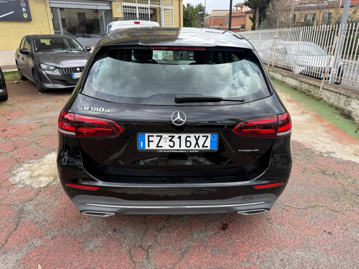 Immagine 8 - Mercedes-benz B 180d 116cv *UNICO PROPRIETARIO*