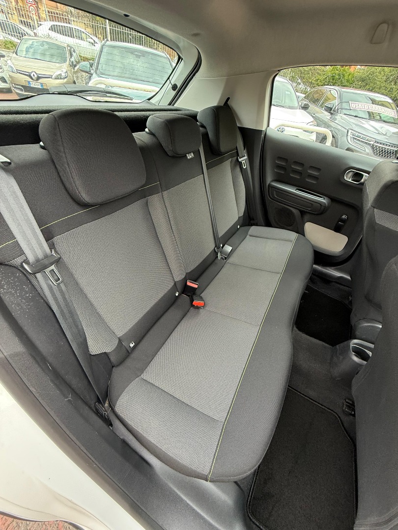 Immagine 2 - Citroen C3 1.2 All. Shine **PRONTA CONSEGNA**