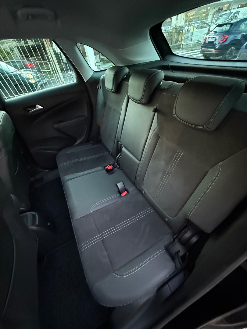 Immagine 1 - Opel Crossland 1.2 **AUTOMATICA** 