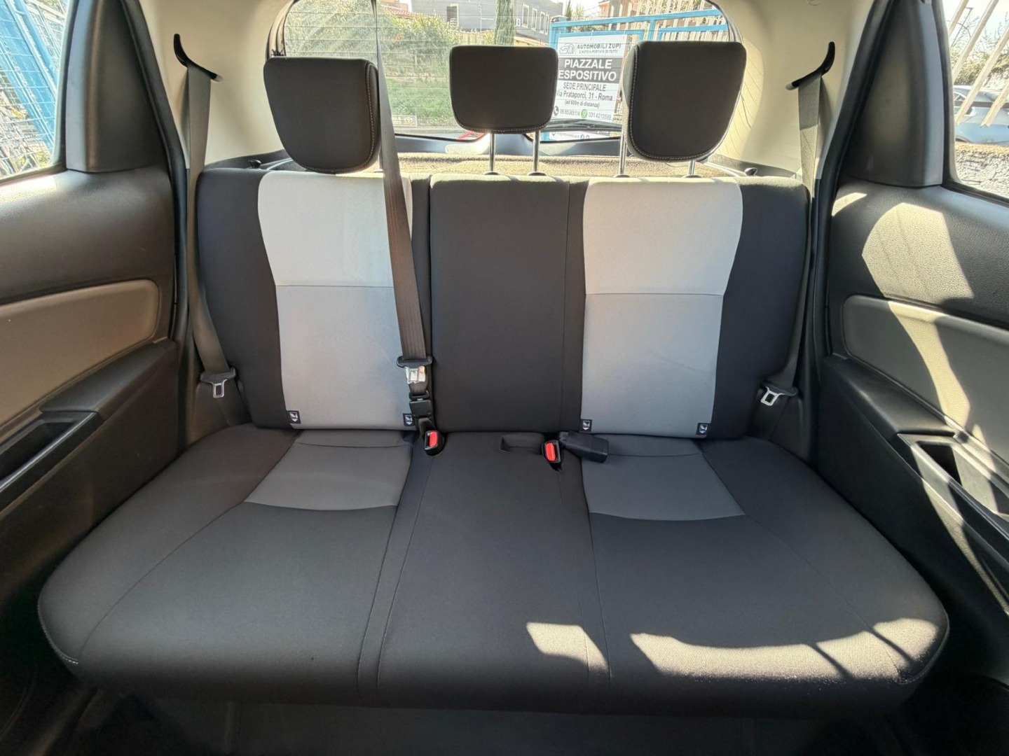 Immagine 2 - Toyota Yaris 1.5 Hybrid *CRONOLOGIA TAGLIANDI*