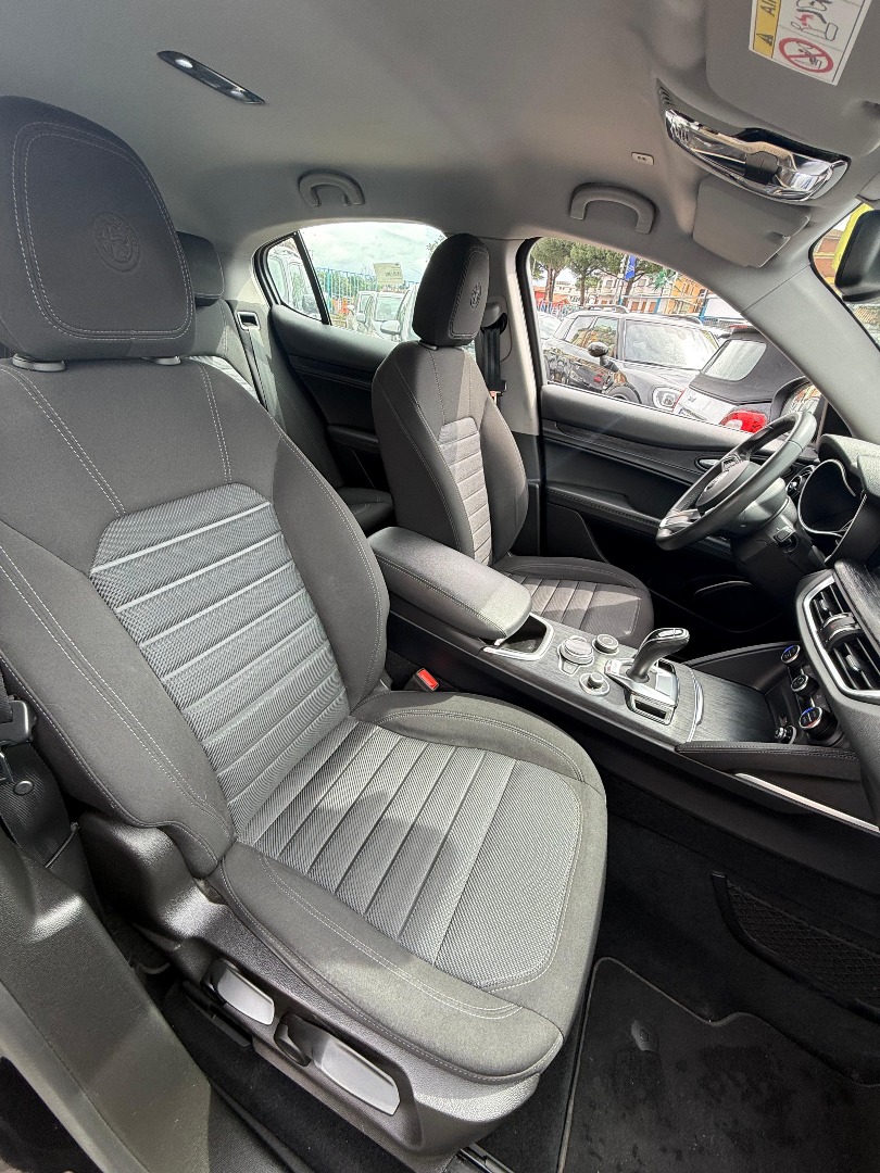 Immagine 1 - Alfa Romeo Stelvio 2.2 ALL. Business Q4 190cv AUTOM.