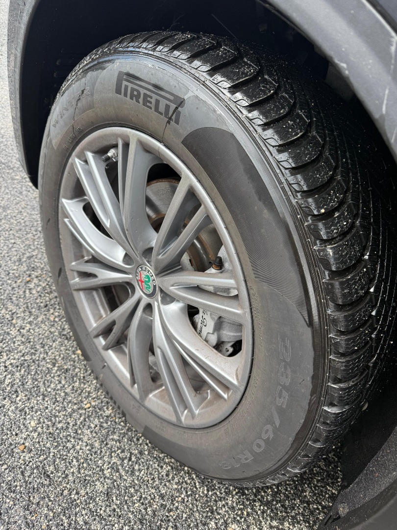 Immagine 4 - Alfa Romeo Stelvio 2.2 ALL. Business Q4 190cv AUTOM.