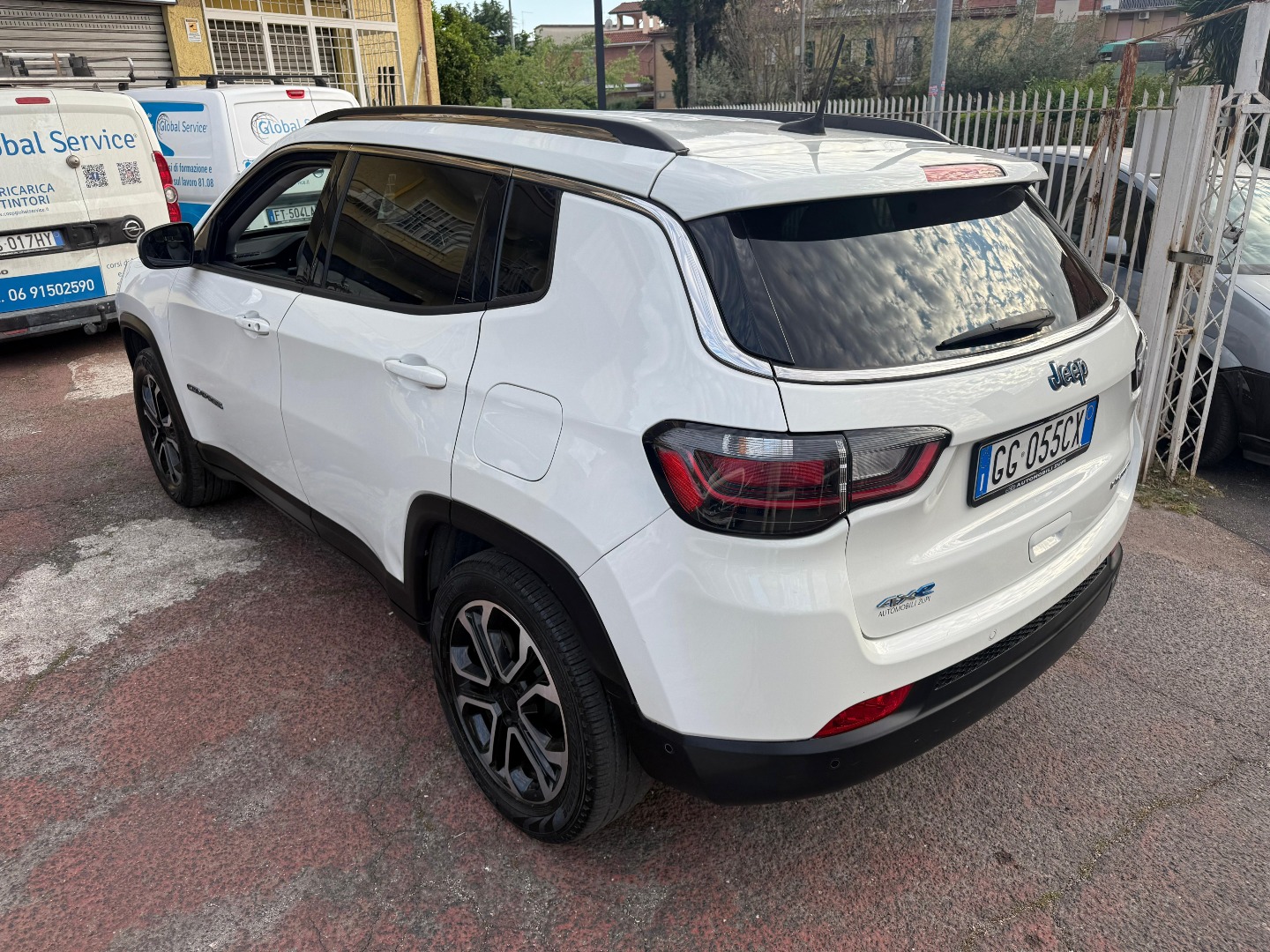 Immagine 8 - Jeep Compass 1.3 Phev Limited 4xe Pronta Consegna