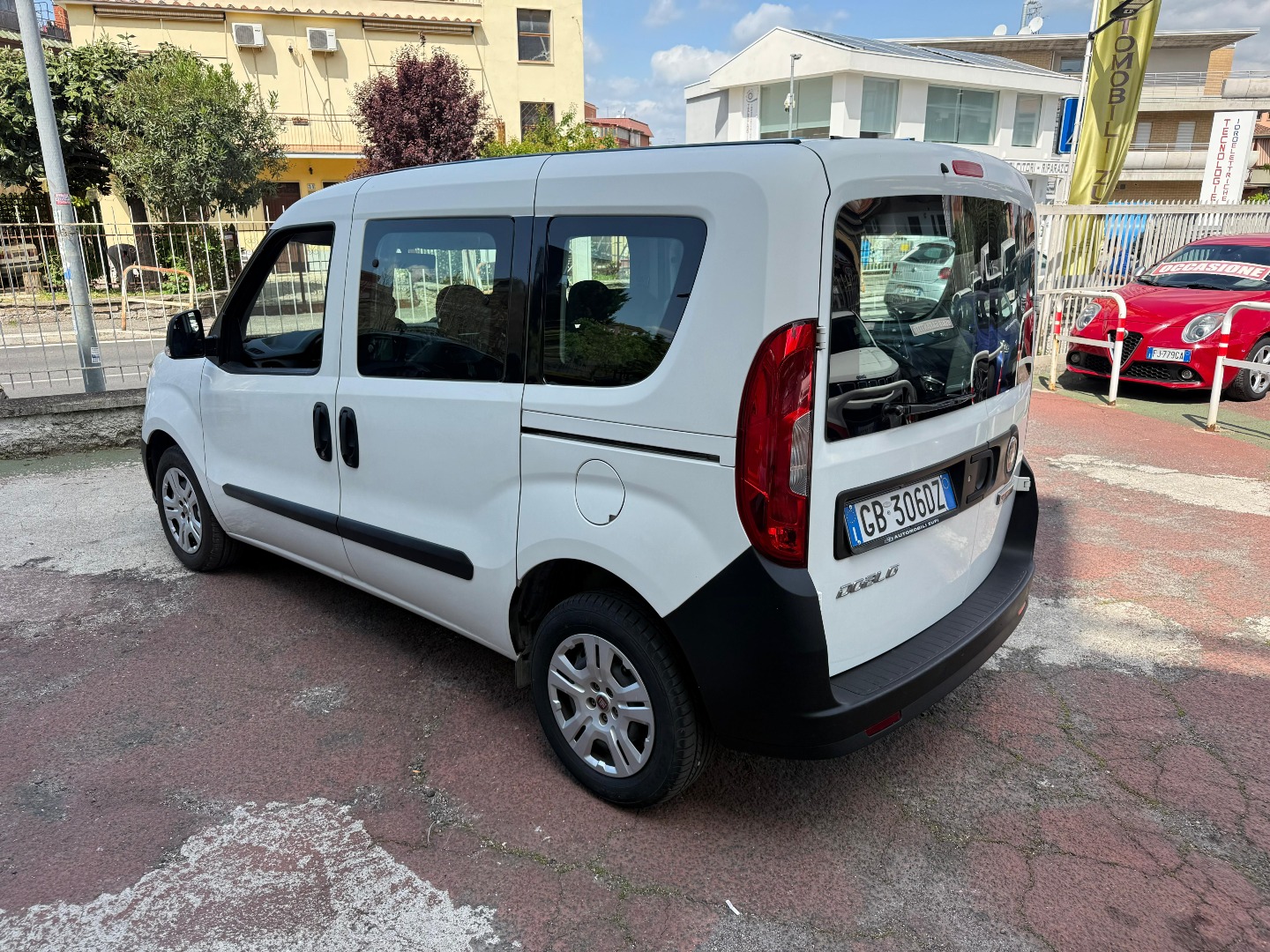 Immagine 2 - Fiat Doblo COMBO 1.3 MJT **SOLO 28.000KM** + IVA22%