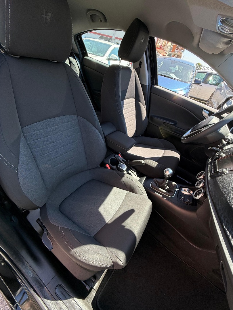 Immagine 1 - Alfa Romeo Giulietta 1.4 Turbo All. Super **Solo 36.000km**