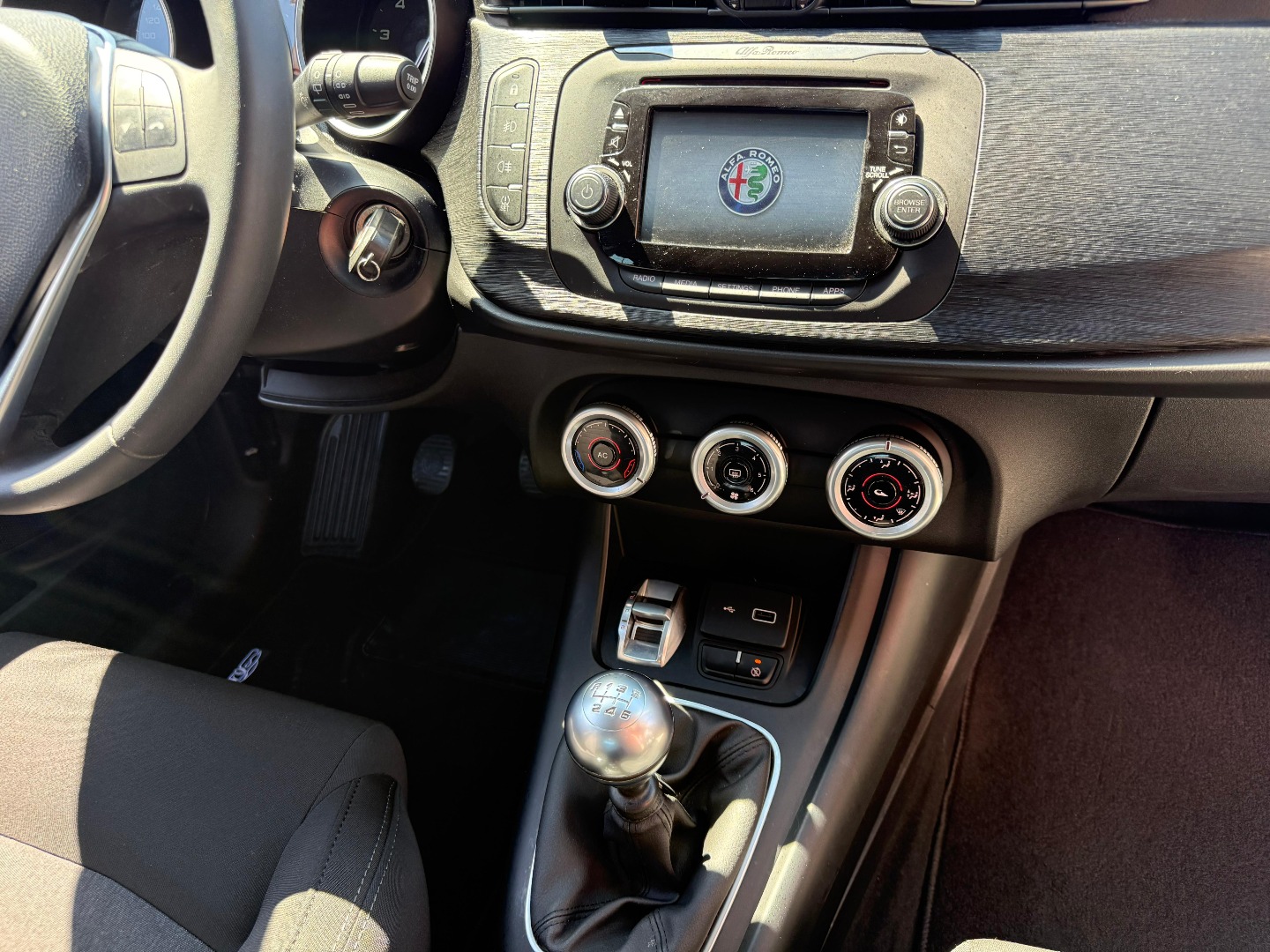 Immagine 2 - Alfa Romeo Giulietta 1.4 Turbo All. Super **Solo 36.000km**