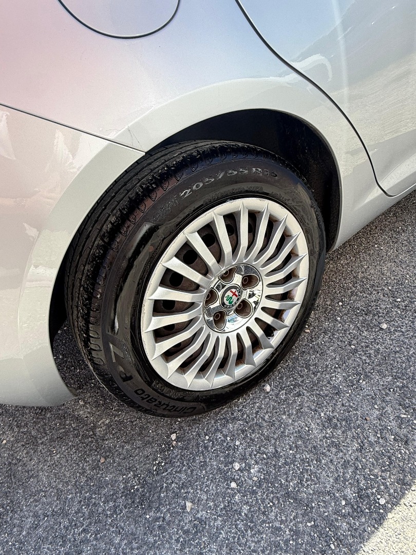Immagine 3 - Alfa Romeo Giulietta 1.6 All. Super **PRONTA CONSEGNA**