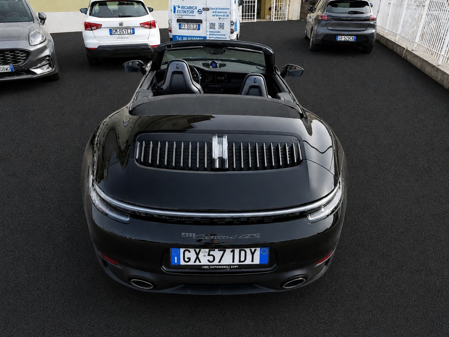 Immagine 3 - Porsche 992 Carrera 4 GTS Cabrio *GARANZIA PORSCHE APPROVED*