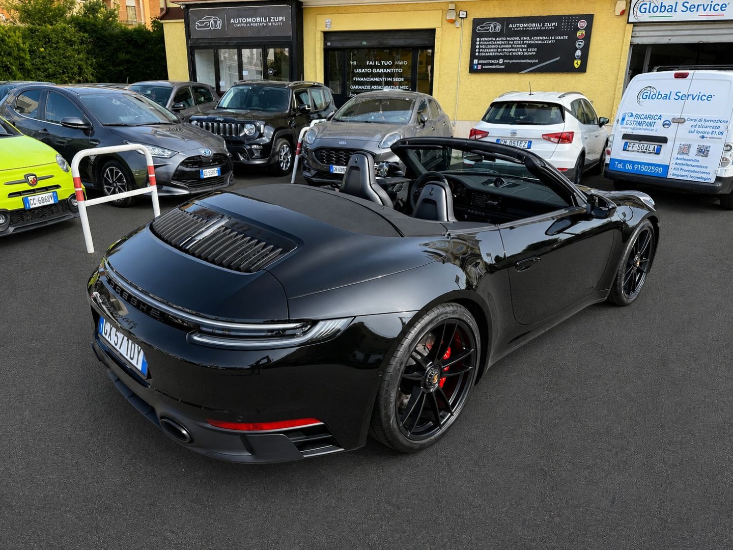Immagine 5 - Porsche 992 Carrera 4 GTS Cabrio *GARANZIA PORSCHE APPROVED*