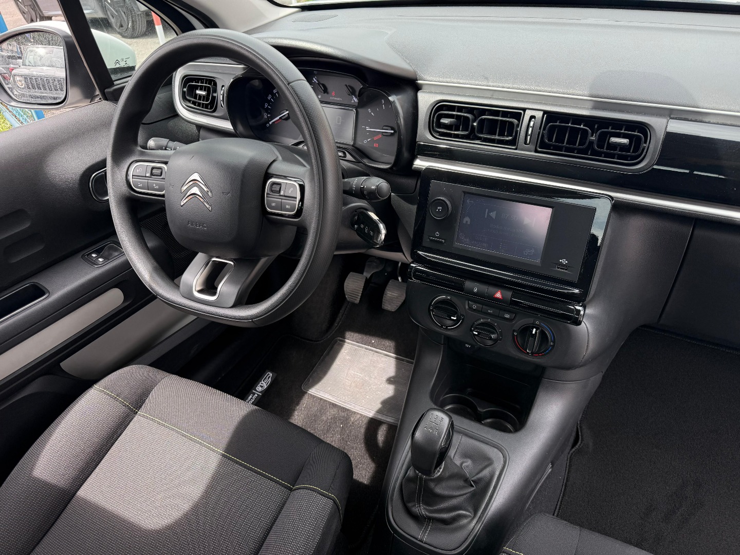 Immagine 2 - Citroen C3 1.2 All. Shine **PRONTA CONSEGNA**