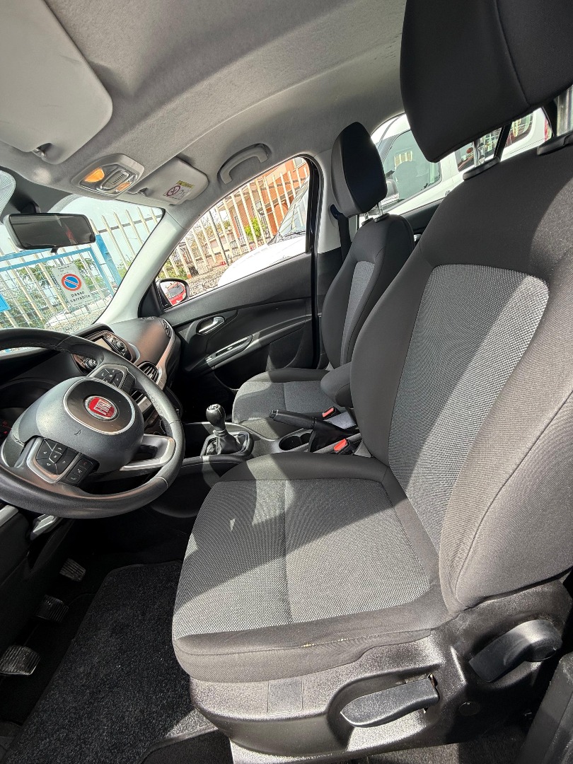 Immagine 3 - Fiat Tipo 1.3 mjt 95cv**STATION WAGON** IVA ESP