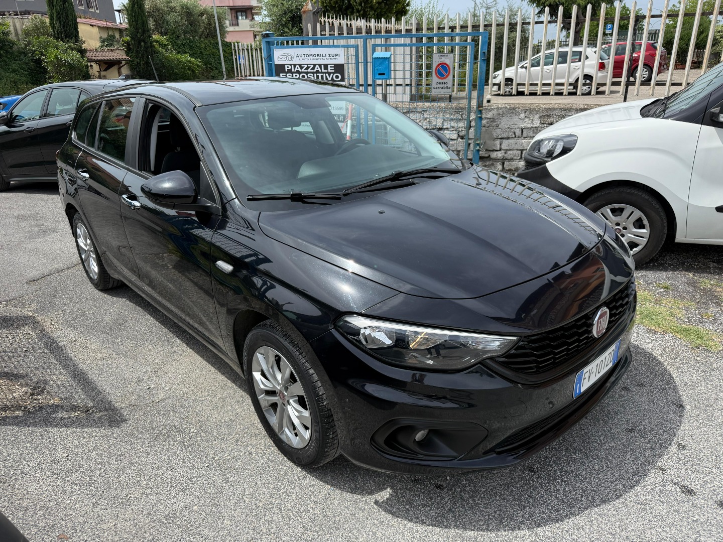 Immagine 2 - Fiat Tipo 1.3 mjt 95cv**STATION WAGON** IVA ESP