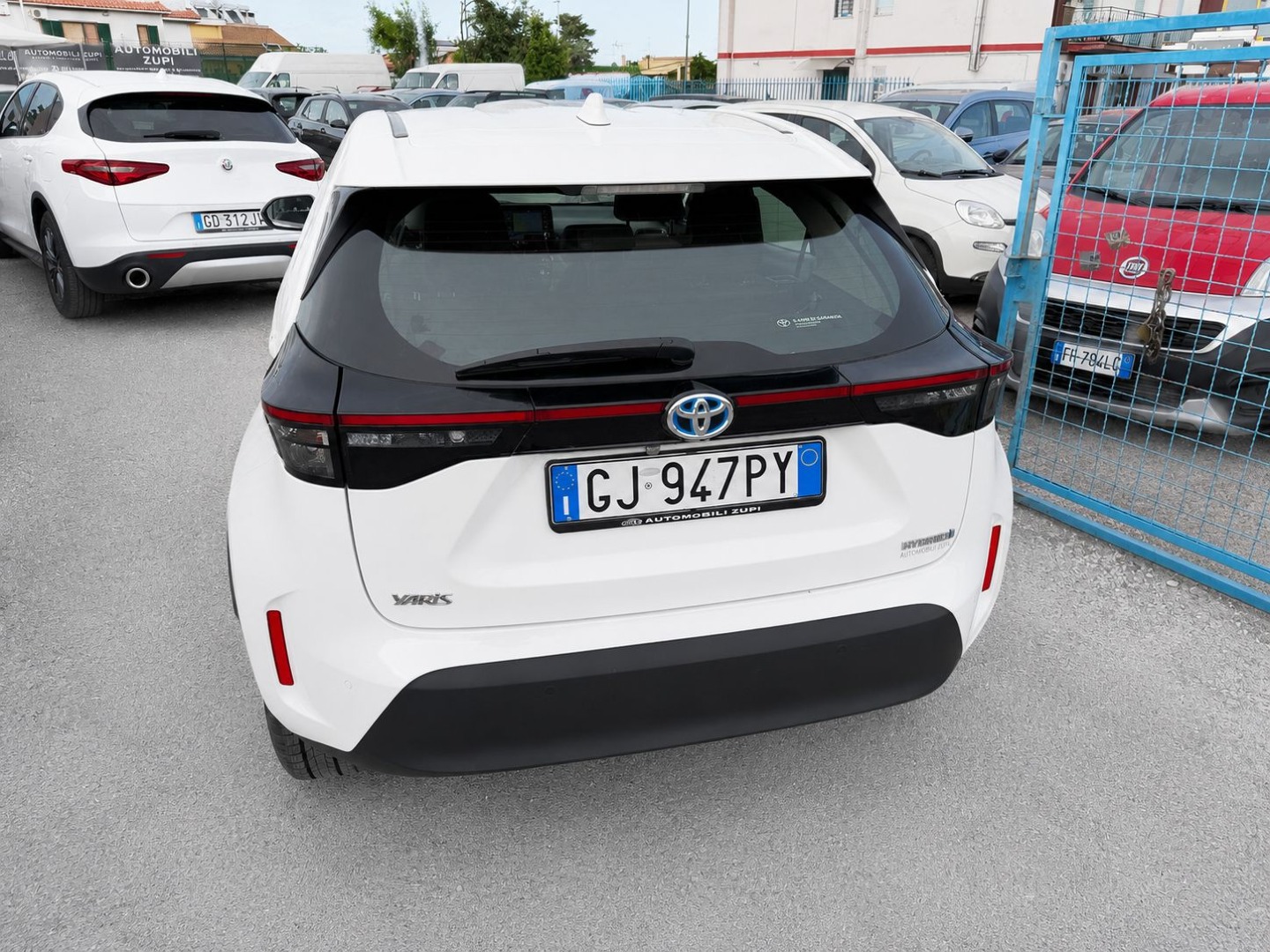 Immagine 2 - Toyota Yaris Cross 1.5 HYBRID *PRONTA CONSEGNA*