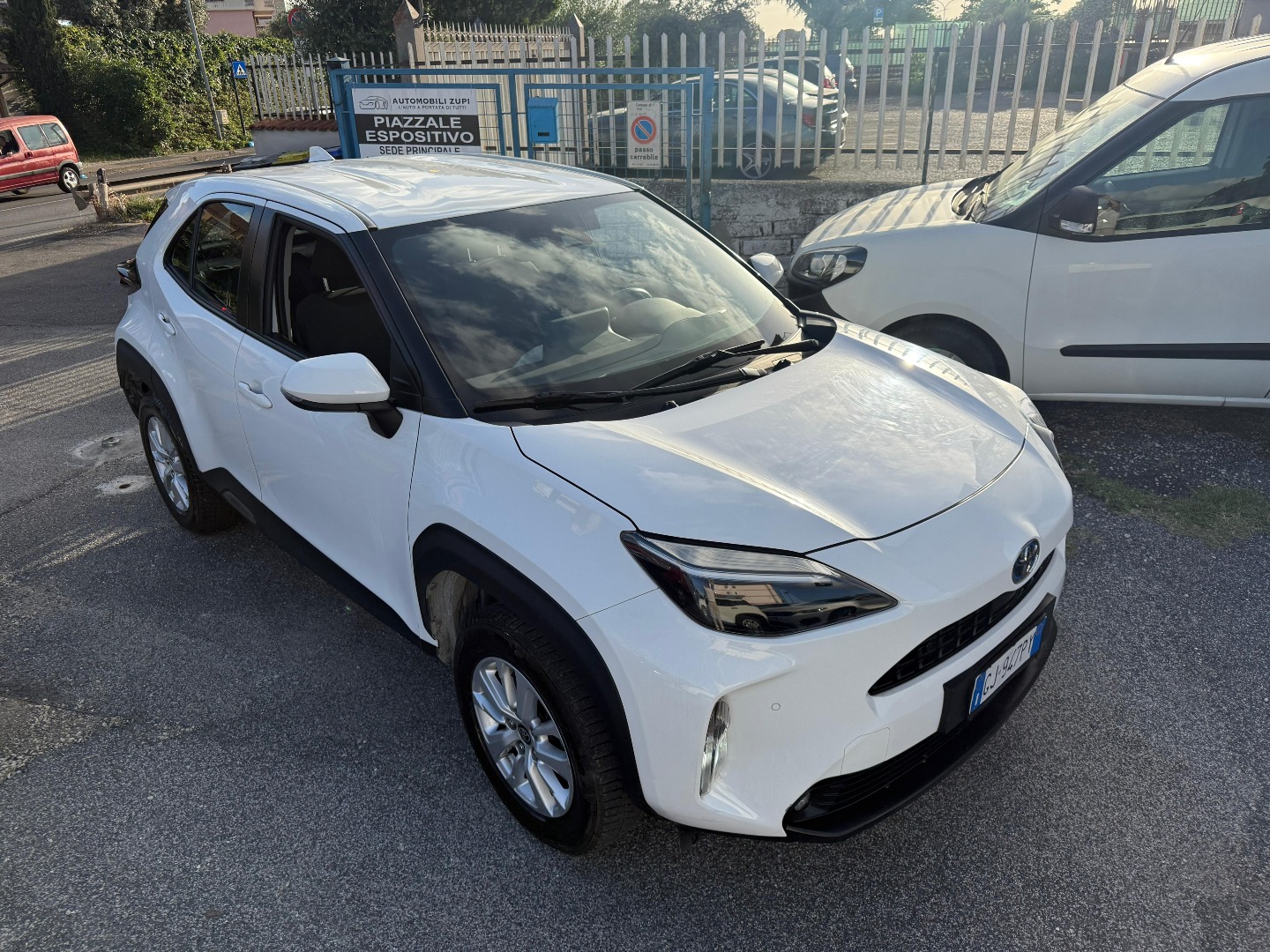 Immagine 8 - Toyota Yaris Cross 1.5 HYBRID *PRONTA CONSEGNA*