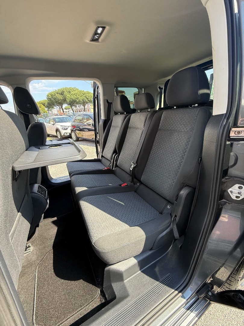 Immagine 1 - Ford Tourneo Connect 2.0 Ecoblue 122cv All.Titanium **AUTOMATICO** 7POSTI IVA ESPOSTA