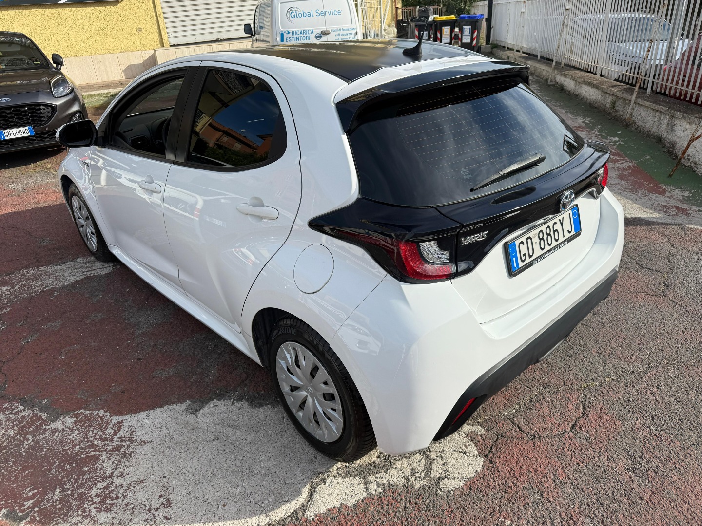 Immagine 7 - TOYOTA YARIS HYBRID **PRONTA CONSEGNA**