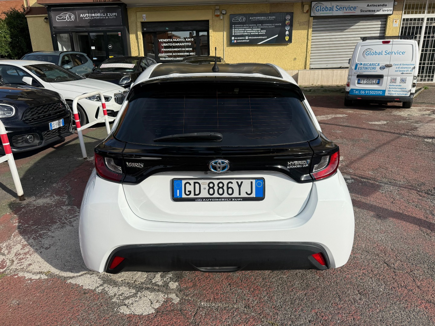 Immagine 10 - TOYOTA YARIS HYBRID **PRONTA CONSEGNA**