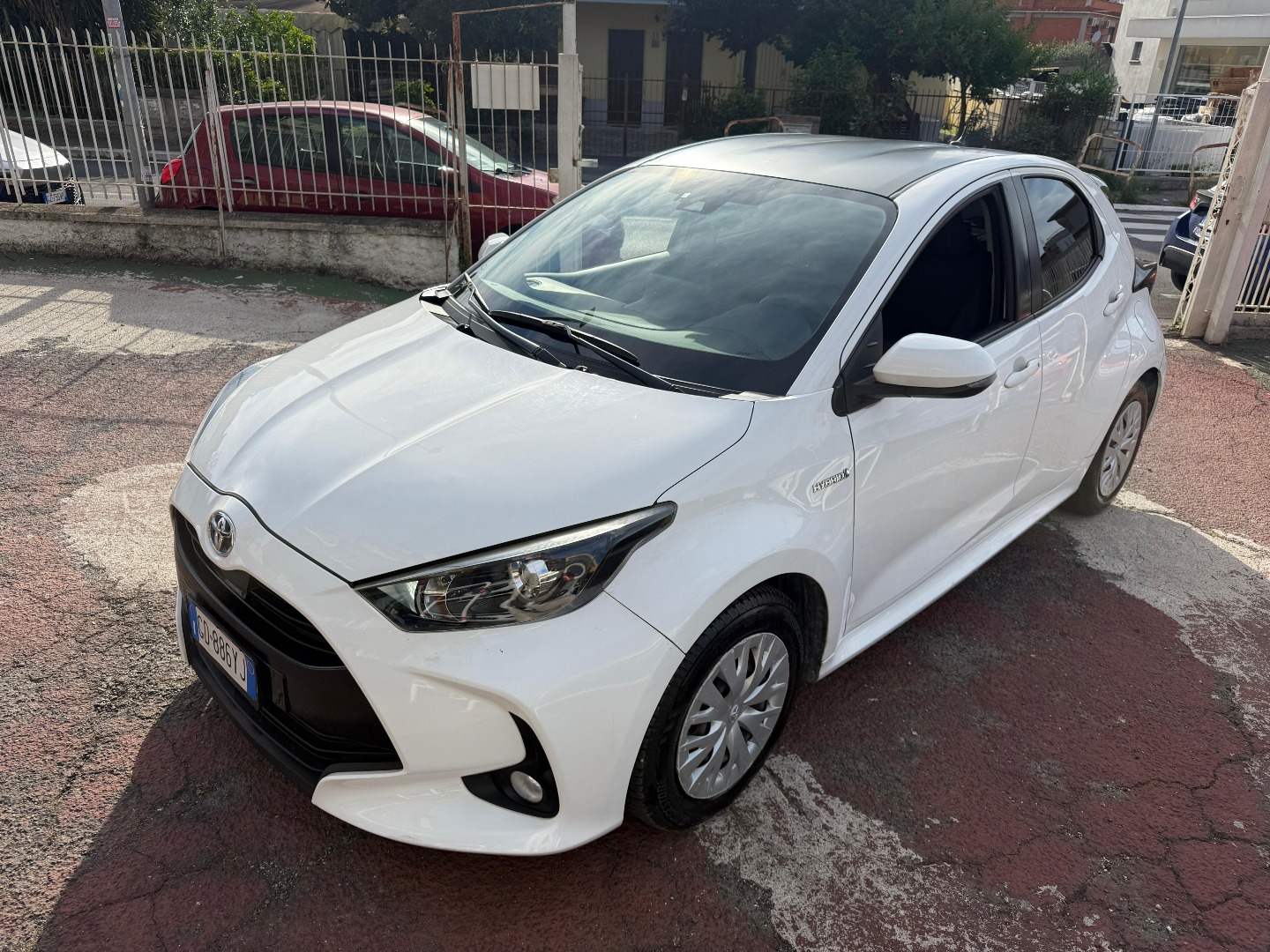 Immagine 1 - TOYOTA YARIS HYBRID **PRONTA CONSEGNA**