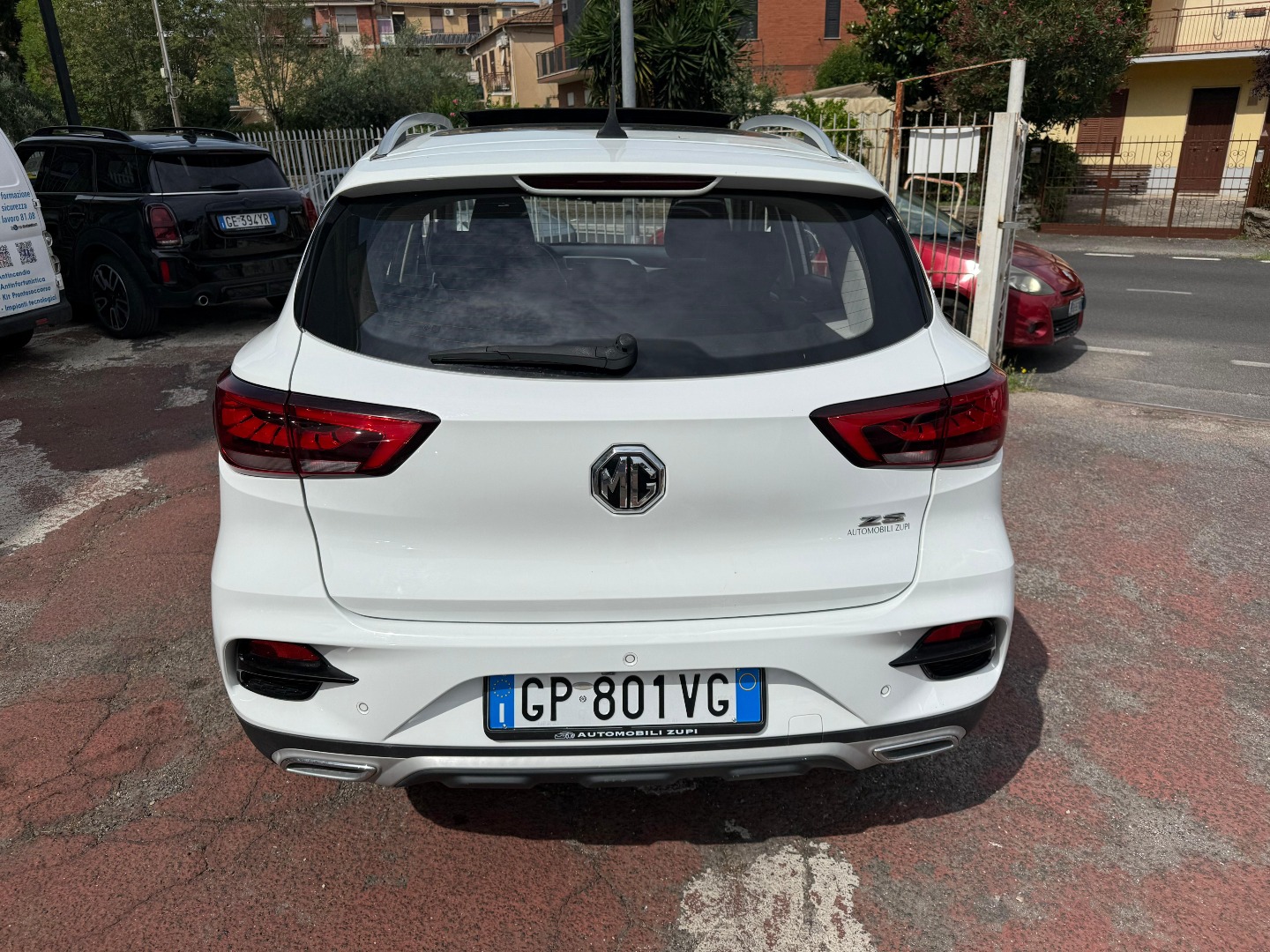 Immagine 8 - MG ZS 1.0 ALL. LUXURY **TETTO PANORAMICO** IVA ESP
