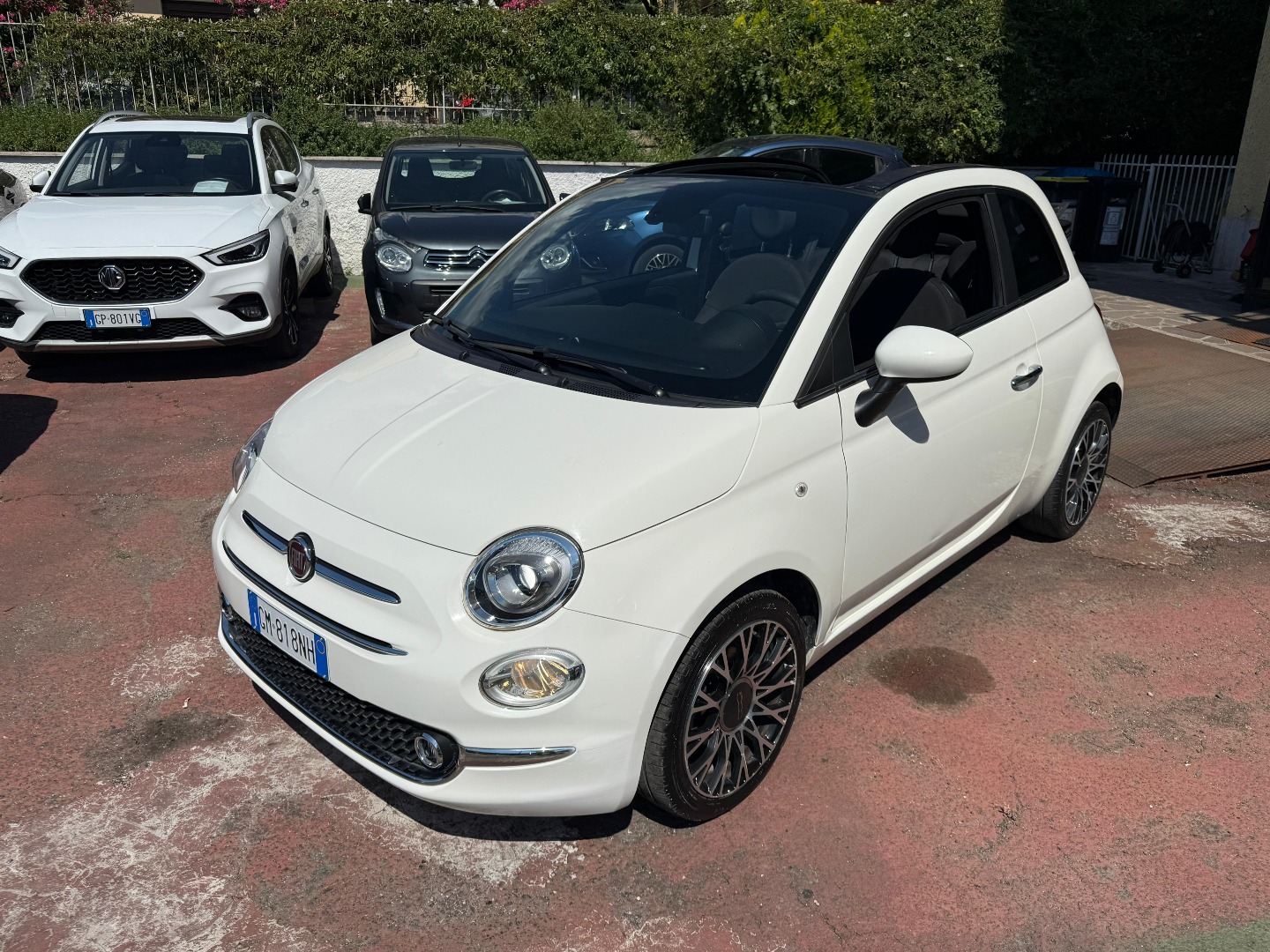 Immagine 1 - FIAT 500 HYBRID ALL. DOLCEVITA **CABRIO** VETT. ITALIANA