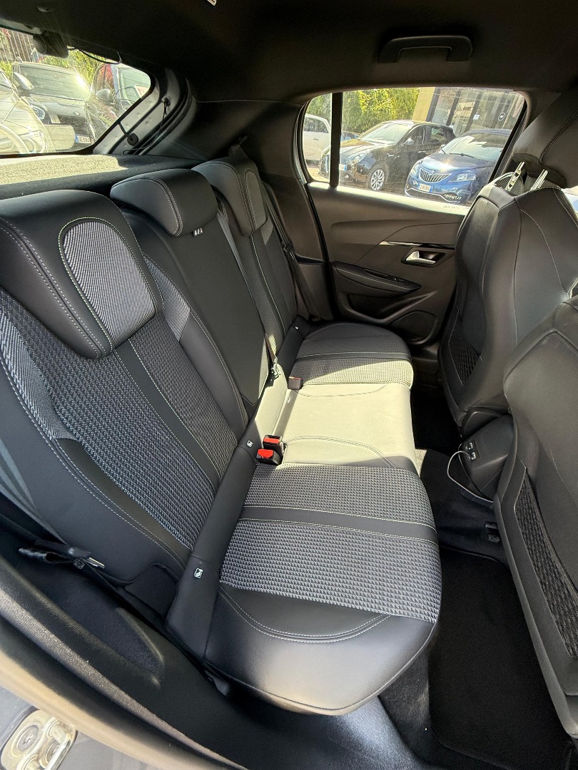 Immagine 1 - Peugeot e-208 *ELETTRICA* GT LINE **AUTOMATICO**