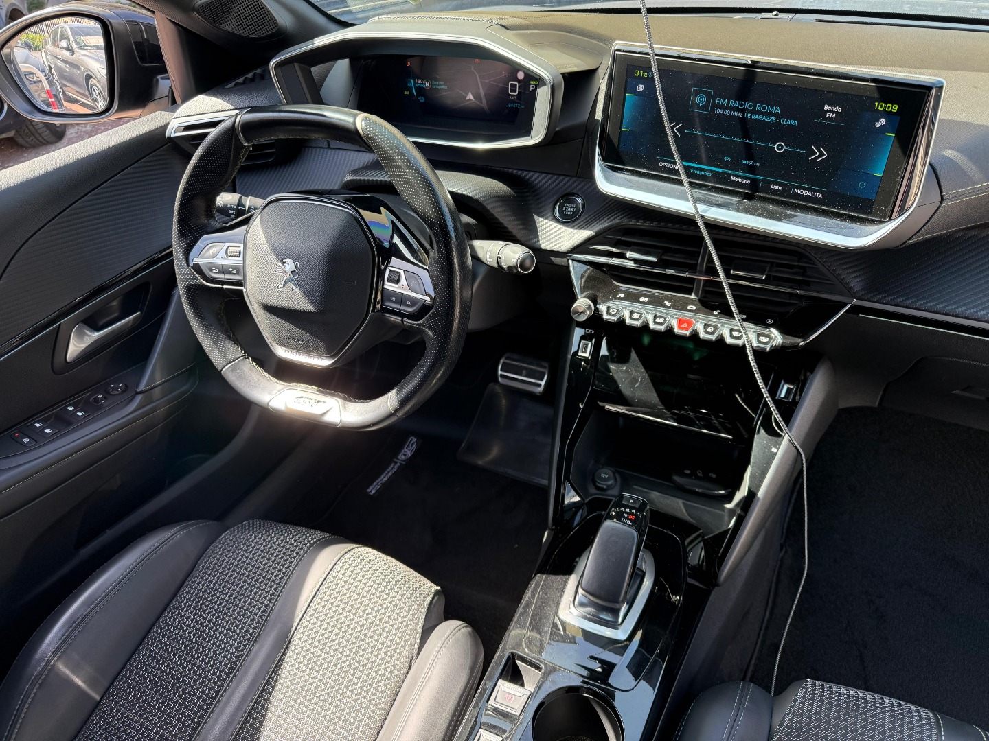 Immagine 5 - Peugeot e-208 *ELETTRICA* GT LINE **AUTOMATICO**