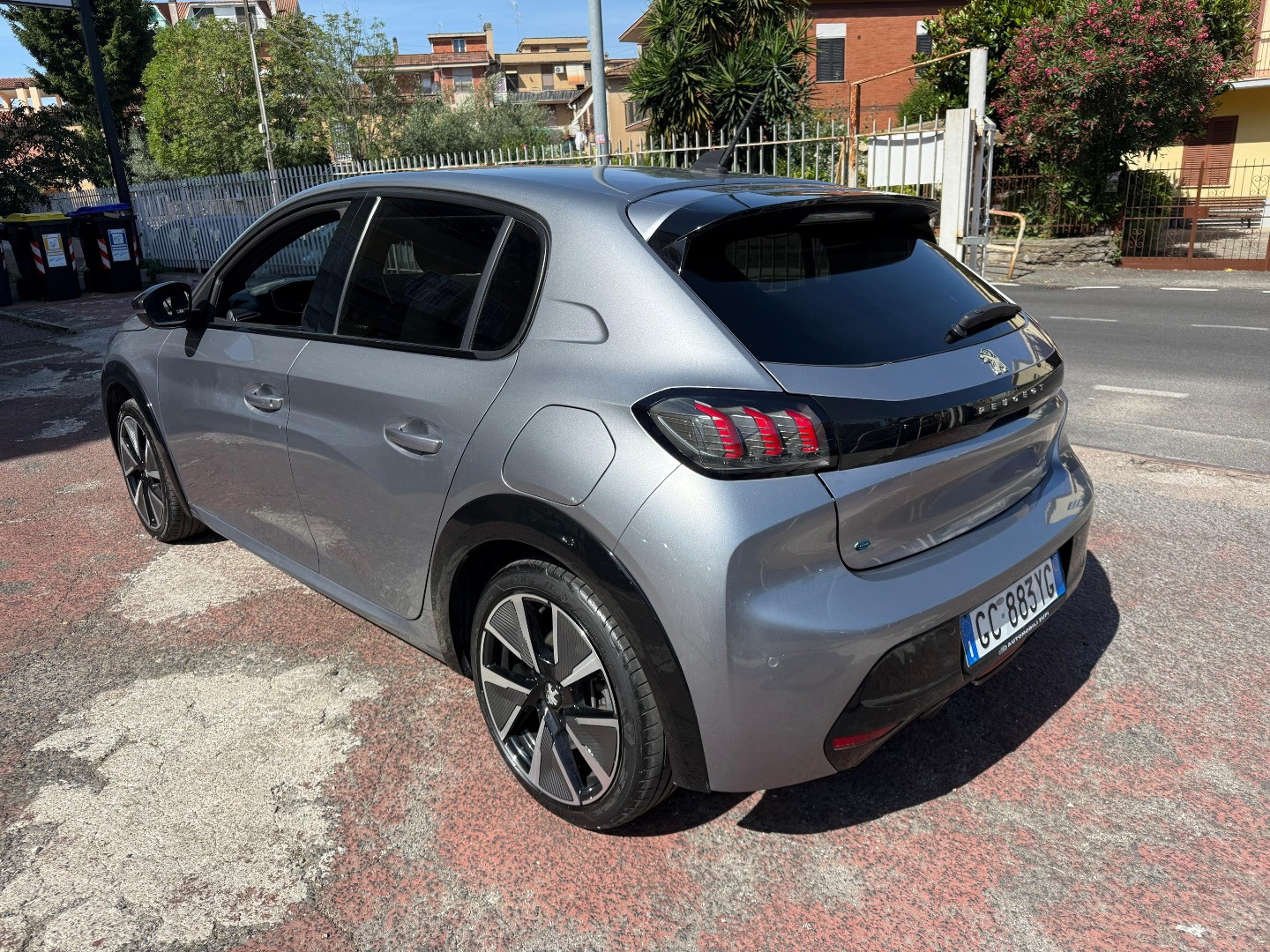 Immagine 9 - Peugeot e-208 *ELETTRICA* GT LINE **AUTOMATICO**
