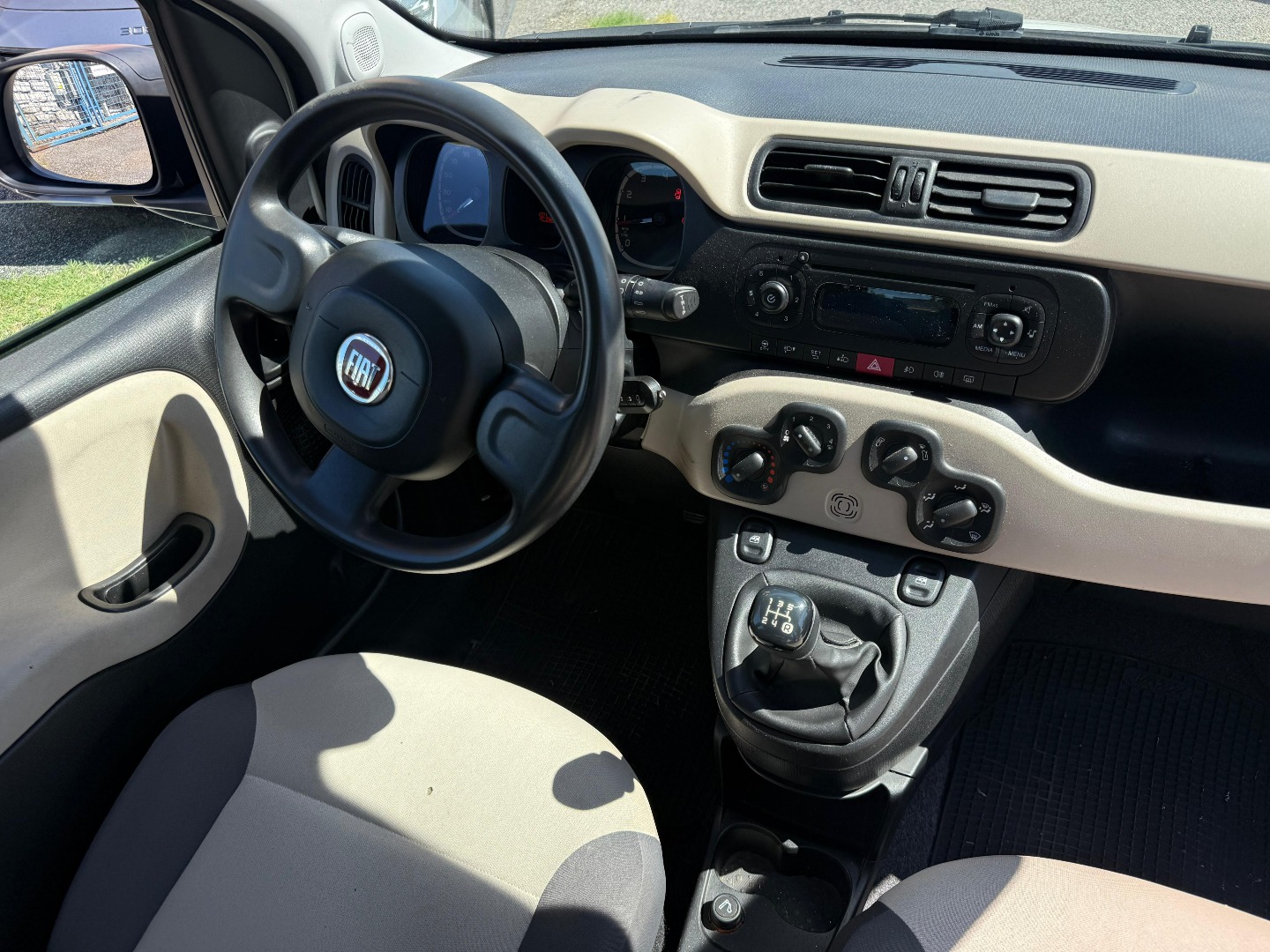 Immagine 9 - Fiat Panda 1.2 Lounge 69cv *UNICO PROPRIETARIO* Euro6