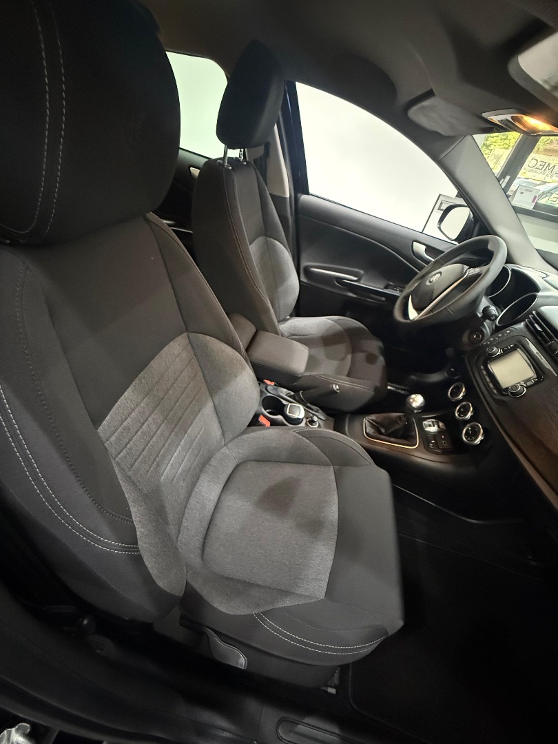 Immagine 1 - Alfa Romeo Giulietta 1.4 Turbo All. Super **Solo 36.000km**