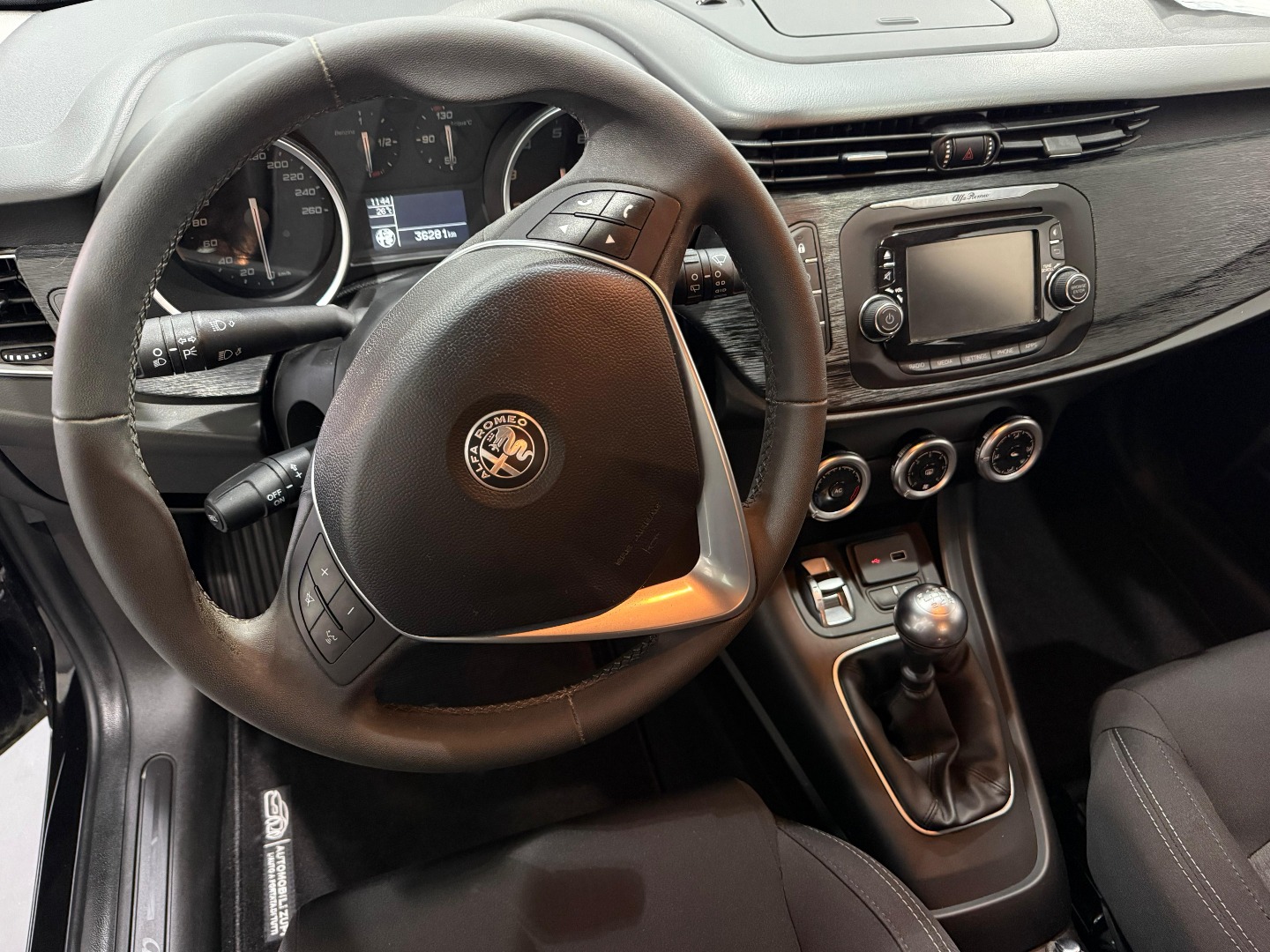 Immagine 5 - Alfa Romeo Giulietta 1.4 Turbo All. Super **Solo 36.000km**