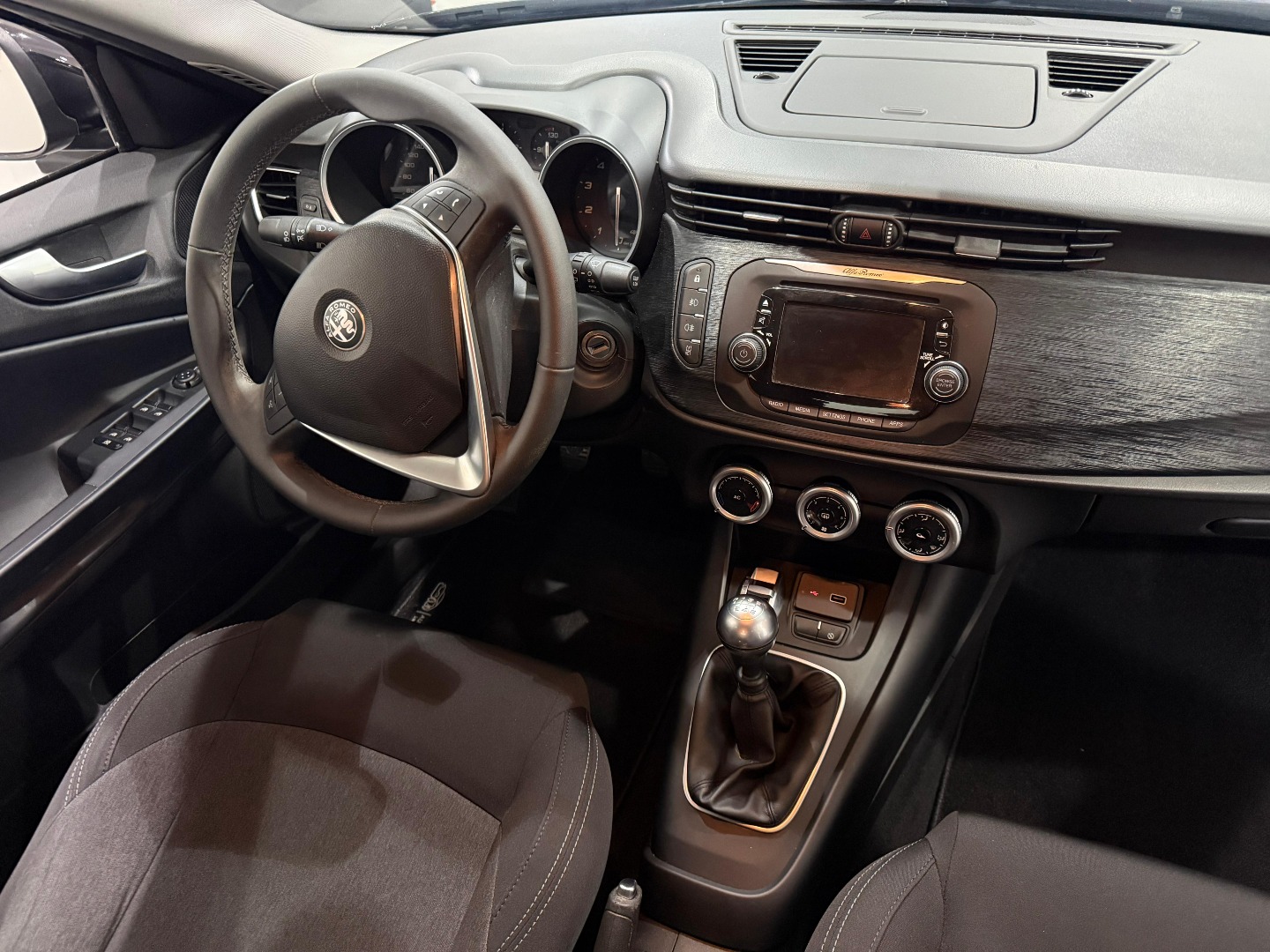 Immagine 6 - Alfa Romeo Giulietta 1.4 Turbo All. Super **Solo 36.000km**