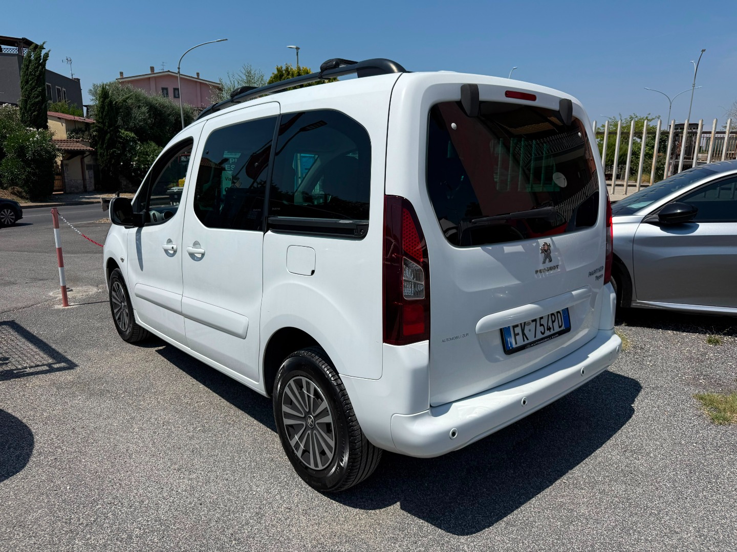 Immagine 5 - Peugeot Partner Tepee 1.6 bluehdi Active **4 GOMME NUOVE** IVA ESP